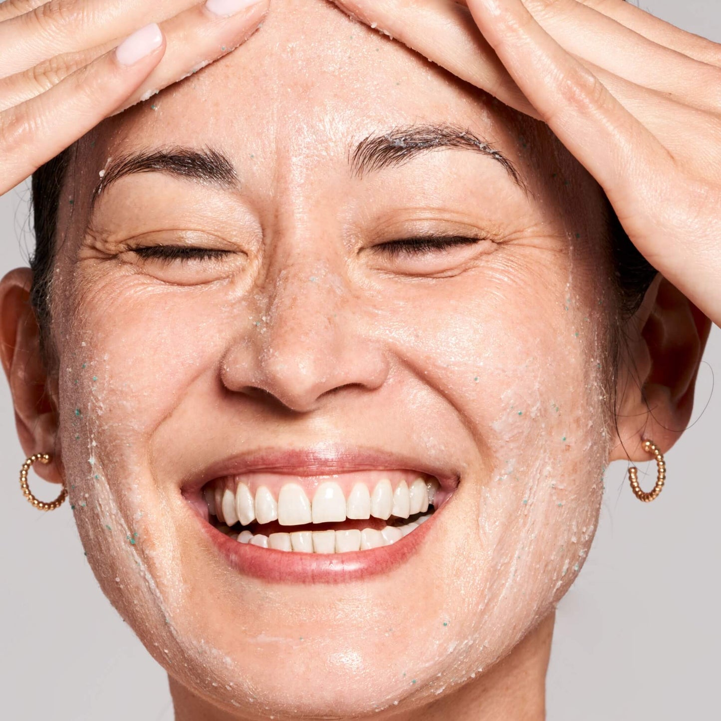 Microdermabrasion Treatment - V5 Crystal Facial Exfoliant Tube