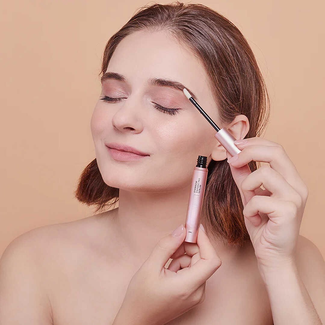 Eyebrow Serum – Nourishing Formula for Fuller & Thicker Brows