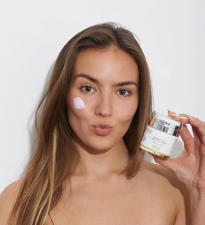 24K Gold Instant Lift Cream – Firming & Hydrating Skincare